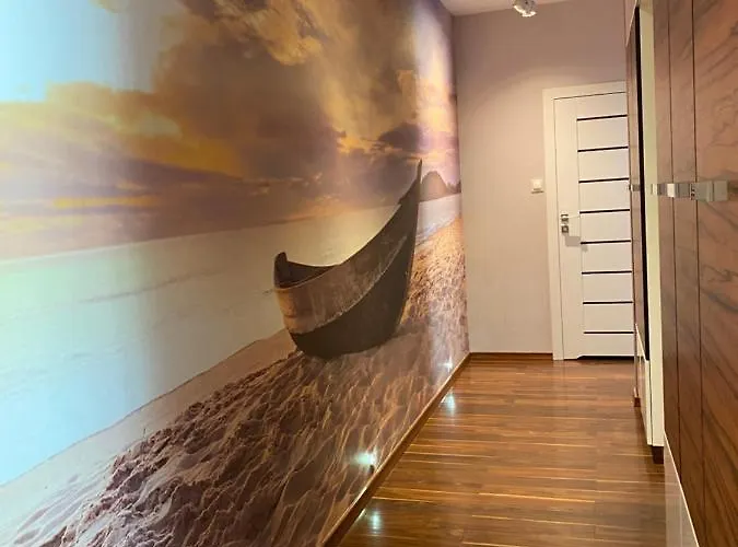 Ann Nadmorski Dwor 公寓