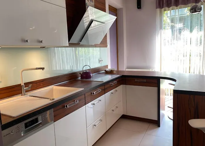 Ann Nadmorski Dwor 公寓 *